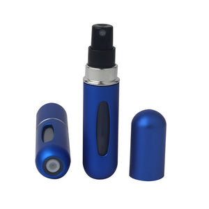 Petit flacon vaporisateur de voyage réutilisable. Contenance 5 ml. Vendu vide.